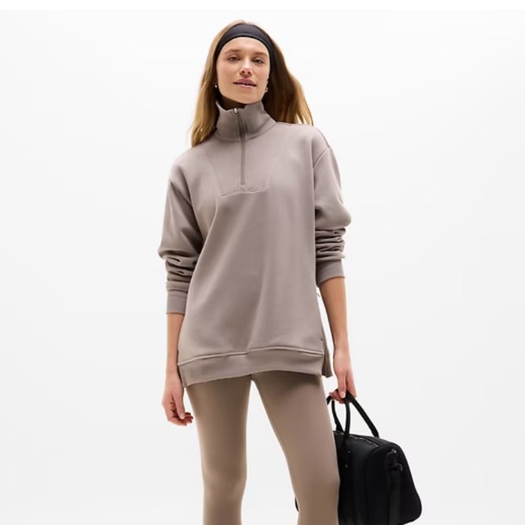 New: Athleta Cozy Karma 1/2 Zip Sweatshirt. Size XL